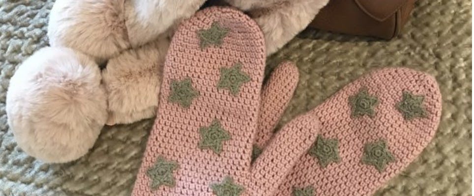 Crochet these fabulous star mittens