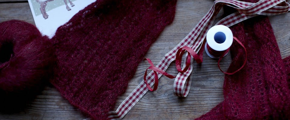 Top 10 Christmas gifts for a knitter