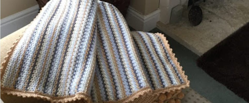 How to crochet the v-stitch blanket