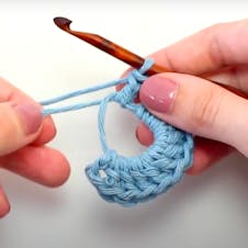 Magic circle chain and crochet step 8