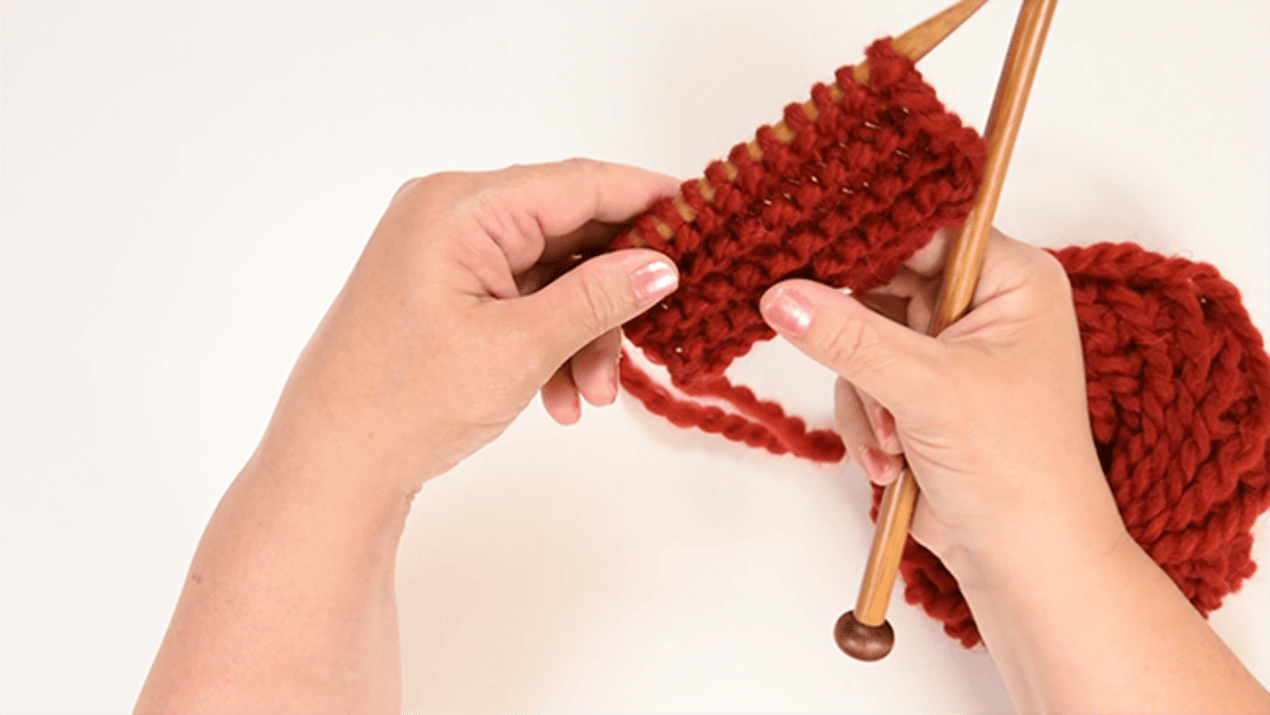 knit stitch knitted row on needles