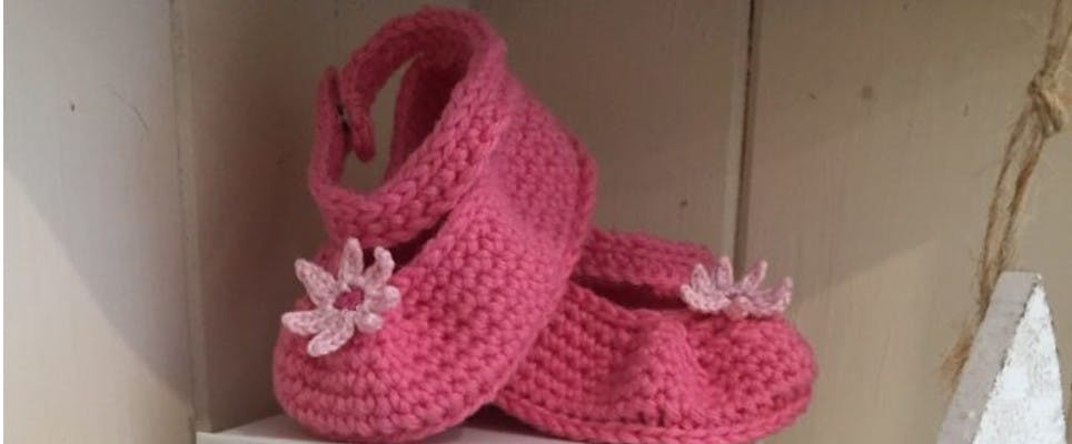 Crochet super cute cotton baby booties