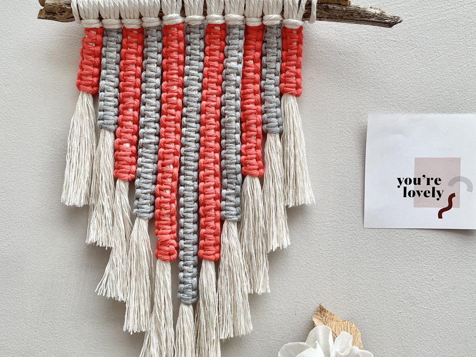 How to make this must-have macrame wall hanging for your home