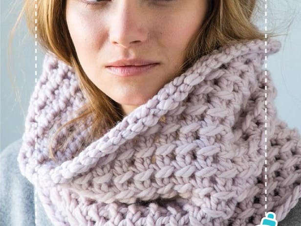 Coffeehouse Cowl in Berroco Noble